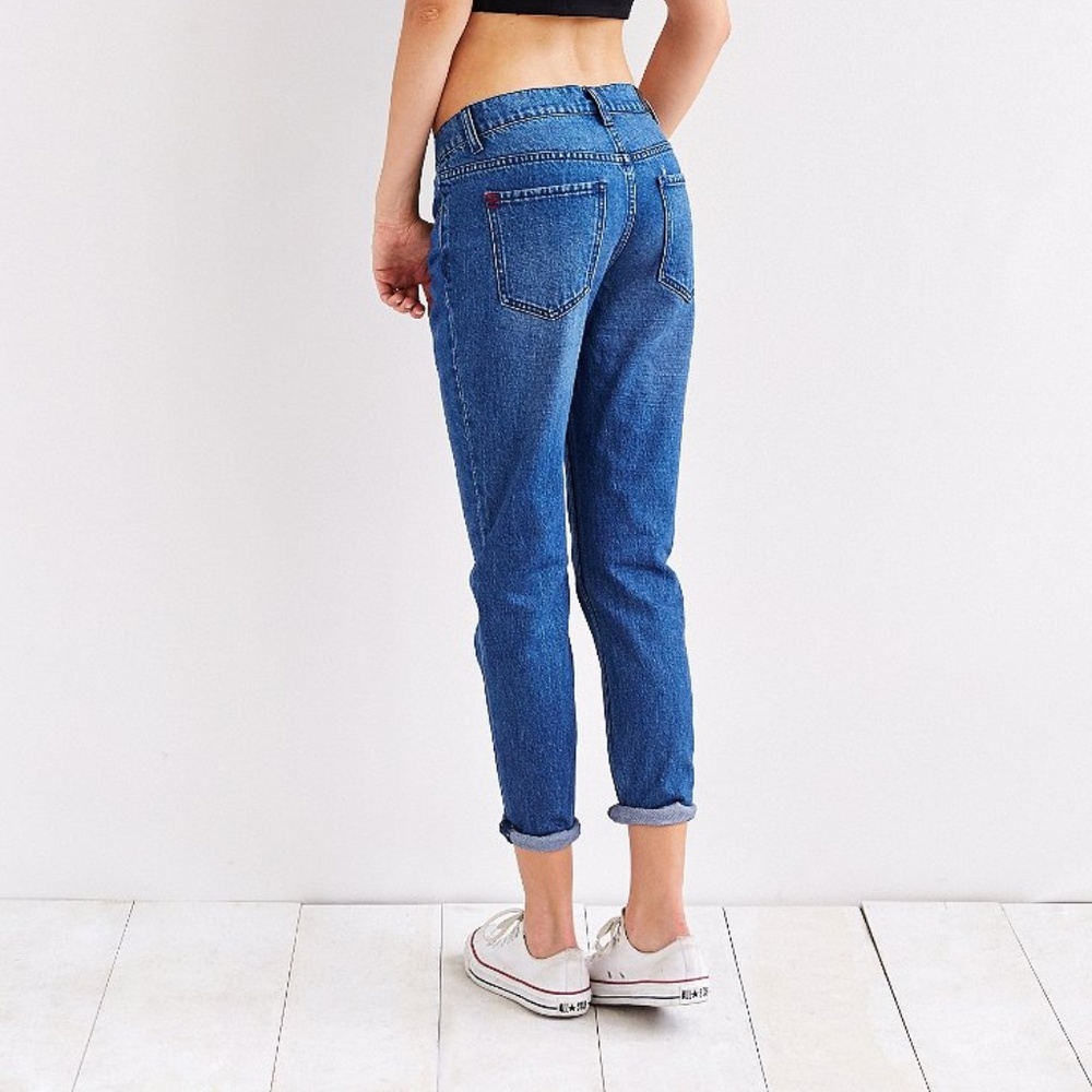BDG slim boyfriend jean